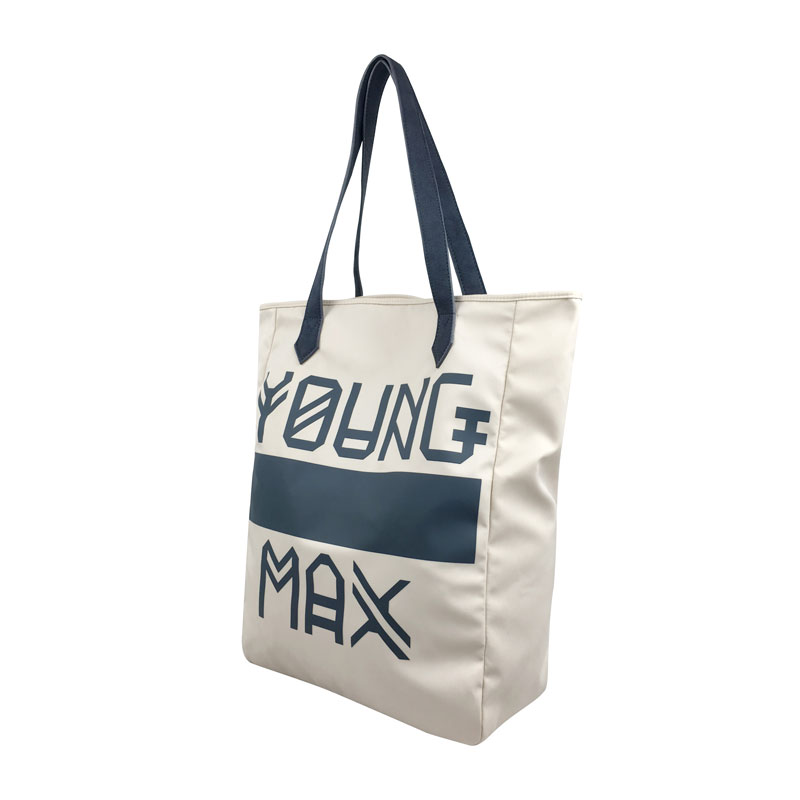 daily tote bag- side